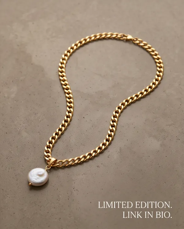 Gold_Metal_Linked_Chain_Pearl_Pendant_Necklace_For_Women