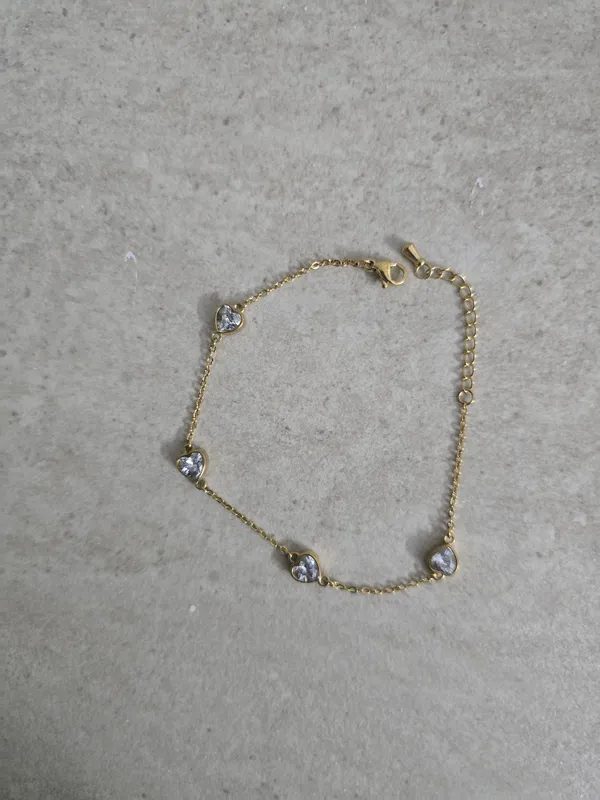 Gold_Metal_Crystal_Heart_Charm_Bracelet_For_Women