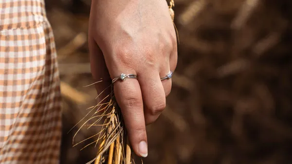 Twin_Heart_Spark_Ring