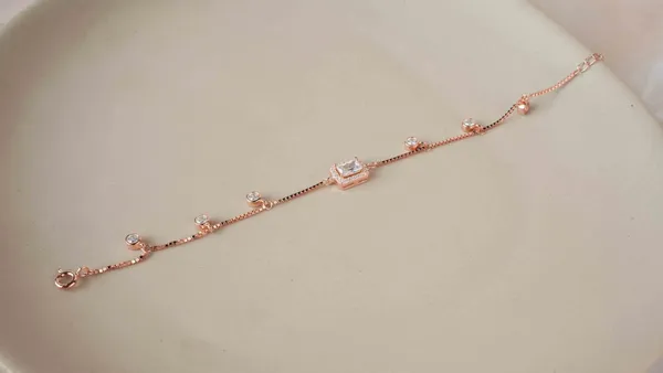 Elara_Bracelet