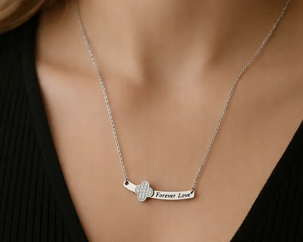 Forever_Love_Clover_Necklace