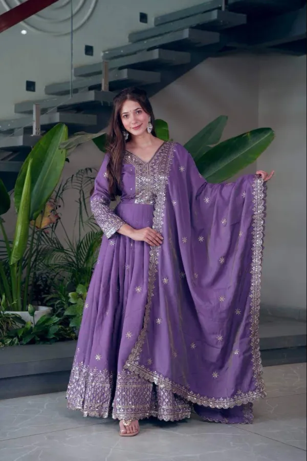 Women_S_Embroidered_Anarkali_Gown_With_Dupatta_Flared_Ethnic_Full_Length_Traditional_Dress