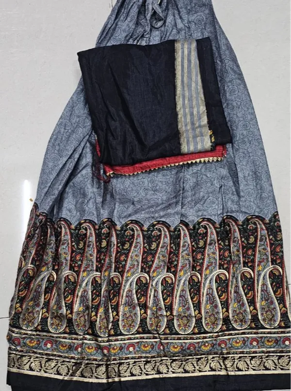 Navratri_Collection_Black_Pure_Cotton_Fabric_With_Mirror_Work_And_Kutchi_Lace_Multicolor_Handmade_Tassel_Latkan_Detailingl_Veronica_Fashion_Hub