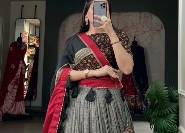 Graceful_Ajarakh_Print_Traditional_Choli_Style_For_Women
