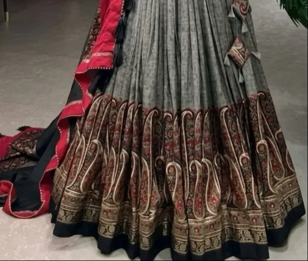 Graceful_Ajarakh_Print_Traditional_Choli_Style_For_Women