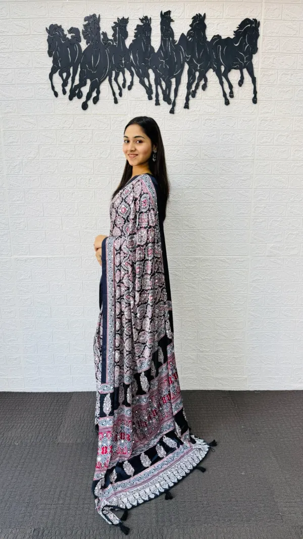 Graceful_Ajarakh_Print_Traditional_Mirror_Saree_Style_For_Women