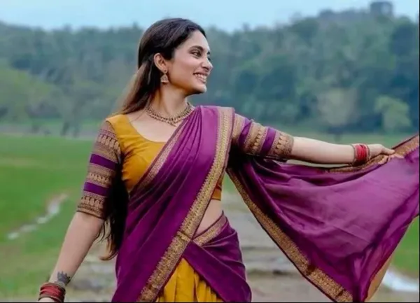 Elegant_Kanchi_Cotton_Half_Saree_With_Traditional_Ethnic_Design_For_Women