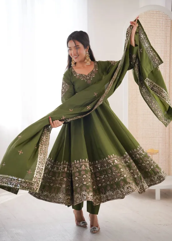 Elegant_Embroidered_Sequence_Designer_Anarkali_Three_Piece_Set