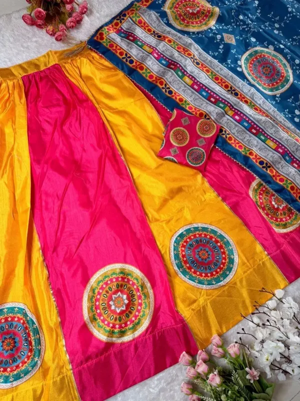 Graceful_Ajarakh_Print_Traditional_Choli_Style_For_Women