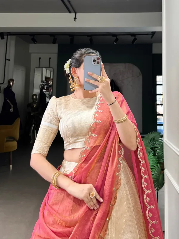 Onam_Lehenga_Celebrate_The_Joy_Of_Onam_In_A_Look_That_Feels_As_Beautiful_As_The_Occasion