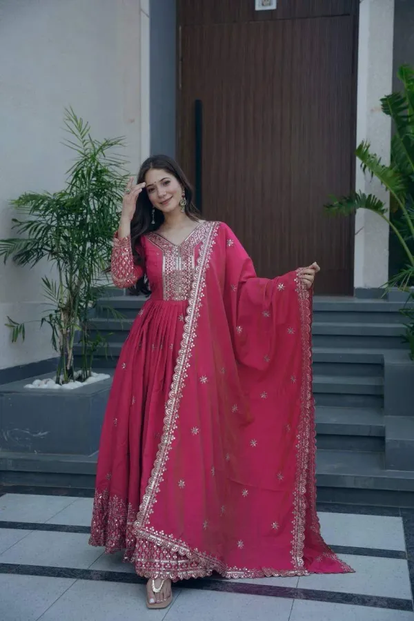 Women_S_Embroidered_Anarkali_Gown_With_Dupatta_Flared_Ethnic_Full_Length_Traditional_Dress