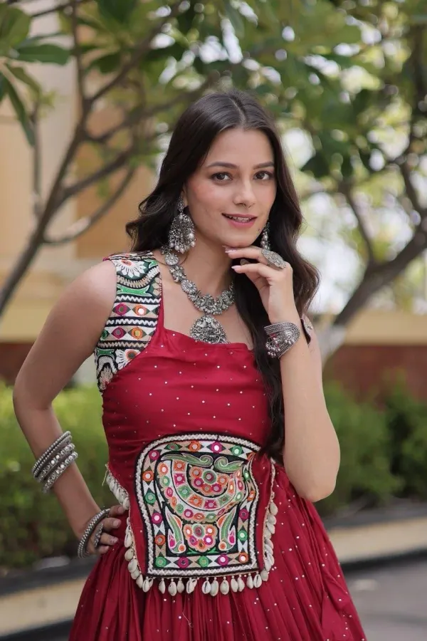 Navratri_Lehenga_Choli_Black_Micro_Cotton_Bandhani_Print_Flared_Lehenga_Choli_Set_With_Gamthi_Mirror_Work_Koti_Veronica_Fashion_Hub