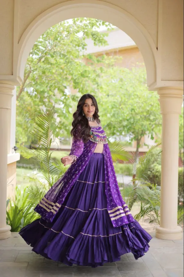 Purple_Bandhani_Print_Lehenga_With_Kutchi_Patche_Work_Embellished_Lahenga_Kurti