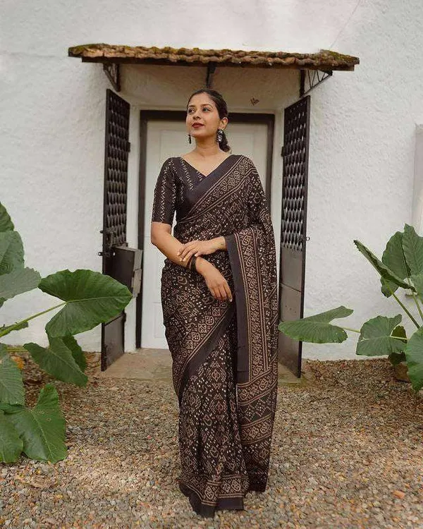 Buy_Black_Pure_Cotton_Linen_Saree_Weaved_With_Zari_Comes_With_Tassels_Hanish_Creation