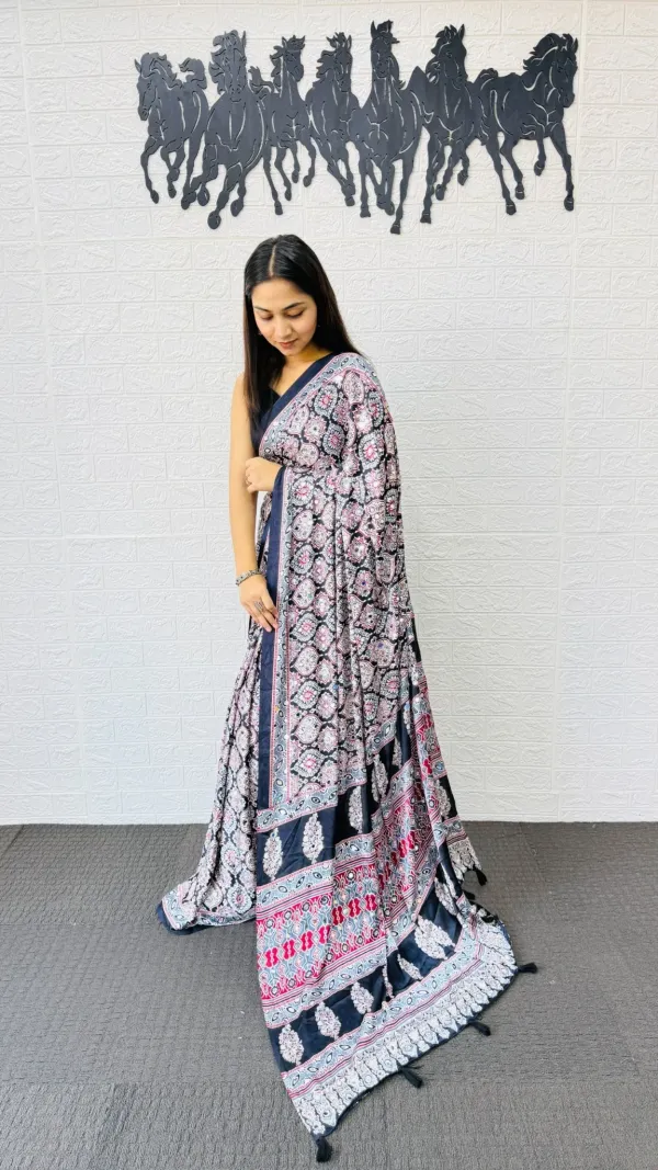Ajarakh_Real_Mirror_Work_Semi_Gajji_Silk_Soft_And_Smooth_Saree