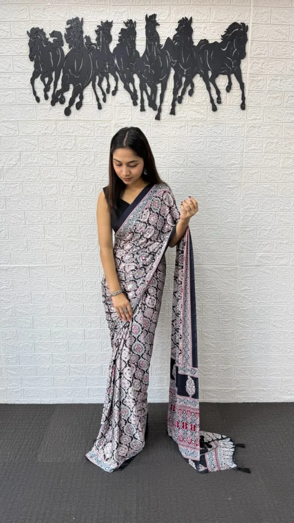 Ajarakh_Real_Mirror_Work_Semi_Gajji_Silk_Soft_And_Smooth_Saree