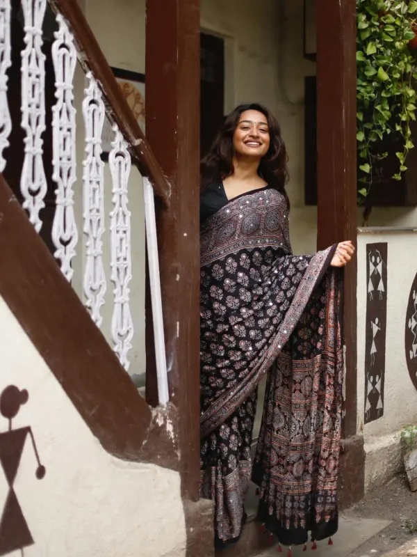 Traditional_Ajarakh_Print_Real_Mirror_Work_Cotton_Saree_For_Women