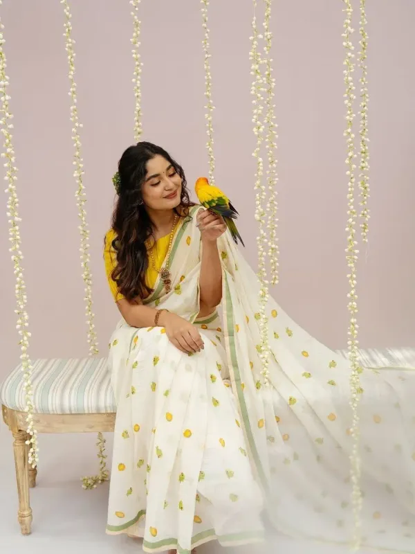Premium_Lilen_Saree_With_Mango_Parrot