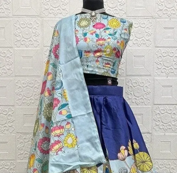 Graceful_Ajarakh_Print_Traditional_Choli_Style_For_Women