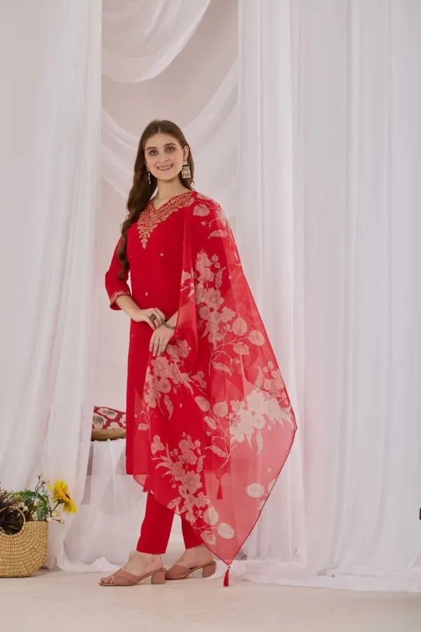 Red_Embroidered_Straight_Kurta_Set