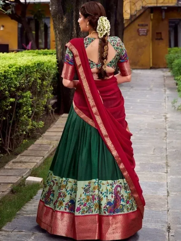 Green_Elegant_Aastha_Silk_Printed_Lehenga_Choli_Set_With_Zari_Weaving_And_Georgette_Dupatta