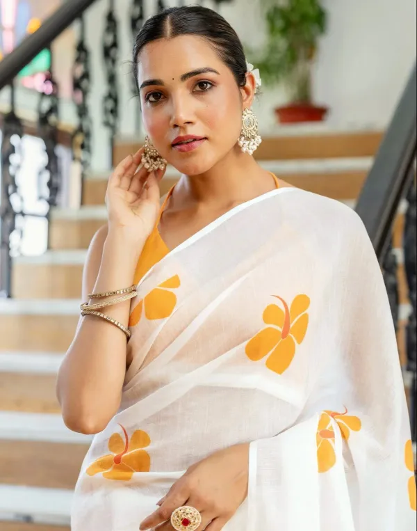 Off_White_Linen_Yellow_Floral_Printed_Saree