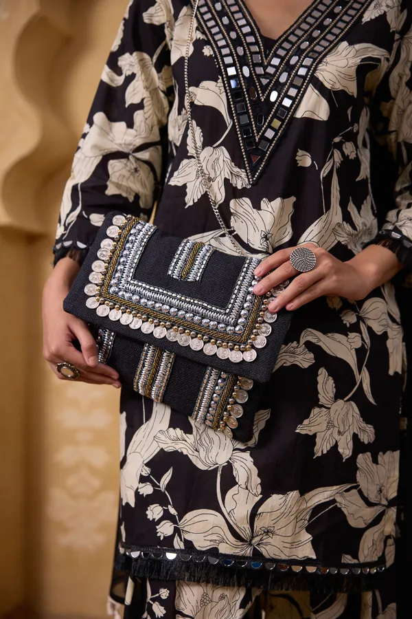 Black_Cotton_Beaded_Boho_Clutch_For_Women