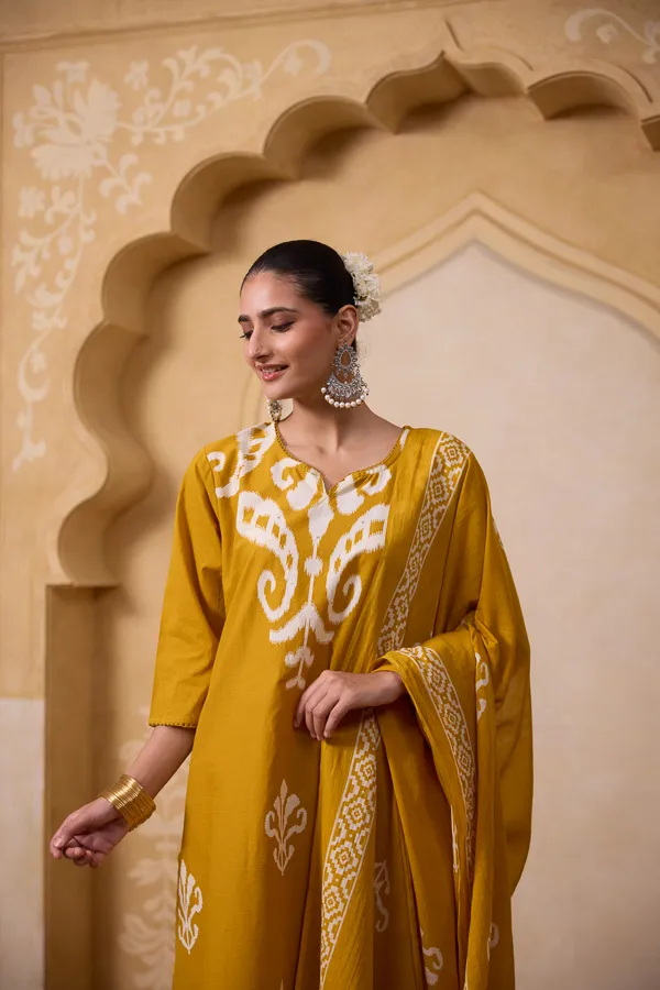 Yellow_Cotton_Bandhani_Print_Straight_Kurta_Suit_Set_For_Women