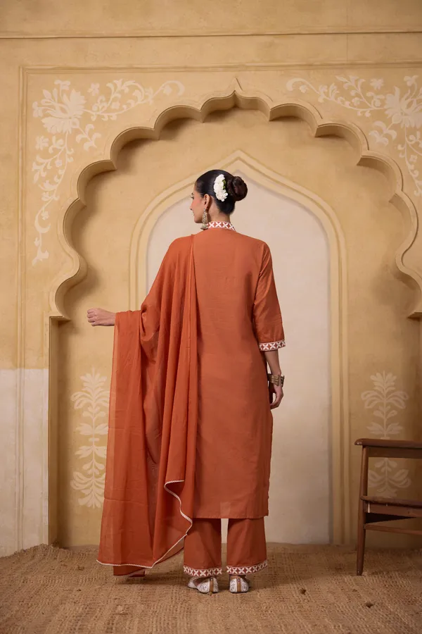 Orange_Cotton_Floral_Embroidered_Kurta_Suit_Set_For_Women