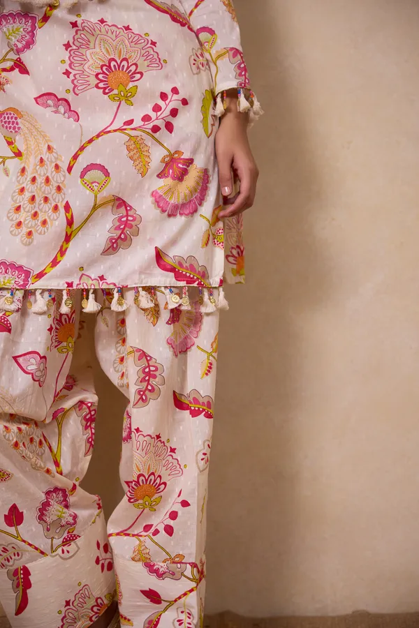 Pink_Cotton_Embroidered_Mirror_Work_Co-Ord_Set_For_Women