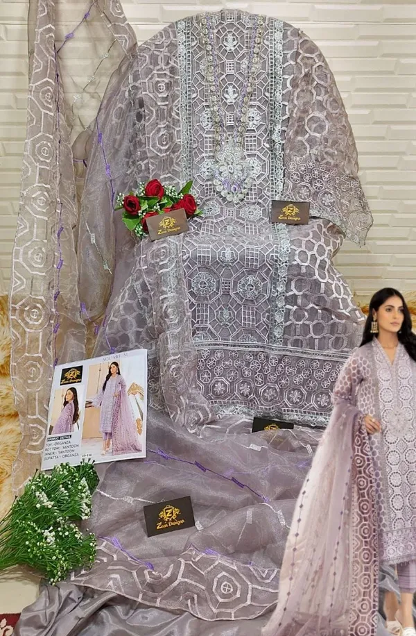Lavender_Organza_Embroidered_Kurta_Set_For_Women