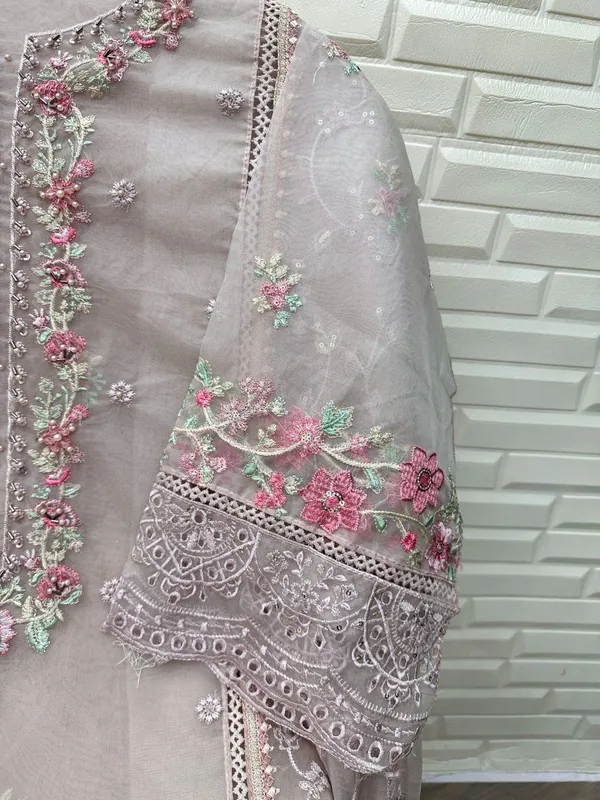 Grey_Organza_Embroidered_Suit_Set_for_Women