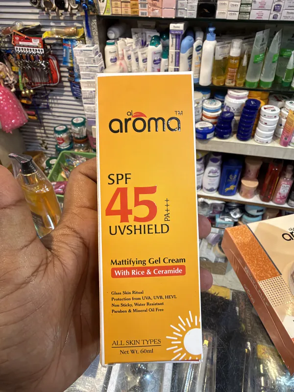 Al_Aroma_SPF_45_UVShield_Mattifying_Gel_Cream