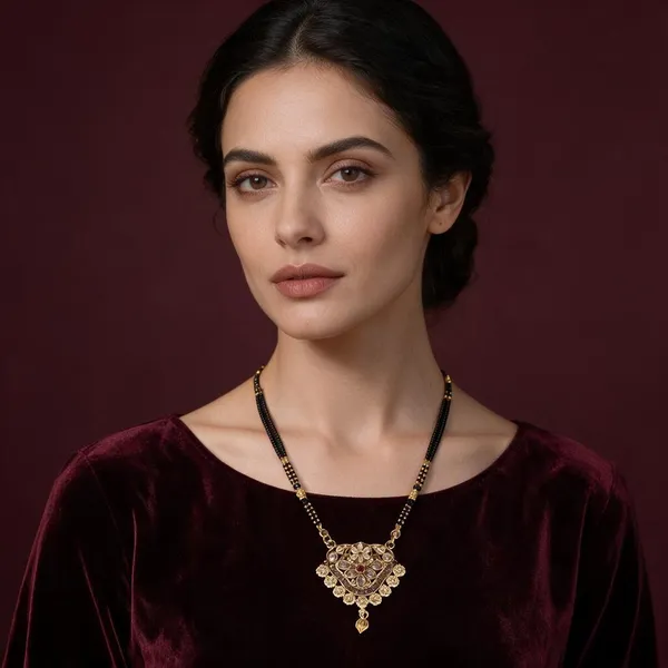 Harini_Black_Beaded_Gold_Tone_Pendant_Necklace_For_Women