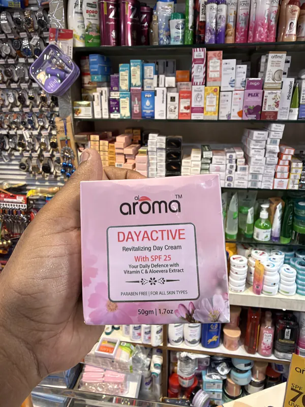 Aroma_Dayactive_Vitamin_C_Aloe_Day_Cream_SPF_25