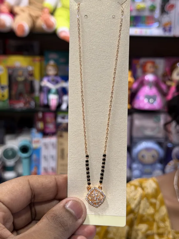 Ekta_Gold_Tone_Beaded_Mangalsutra_Necklace_for_Women