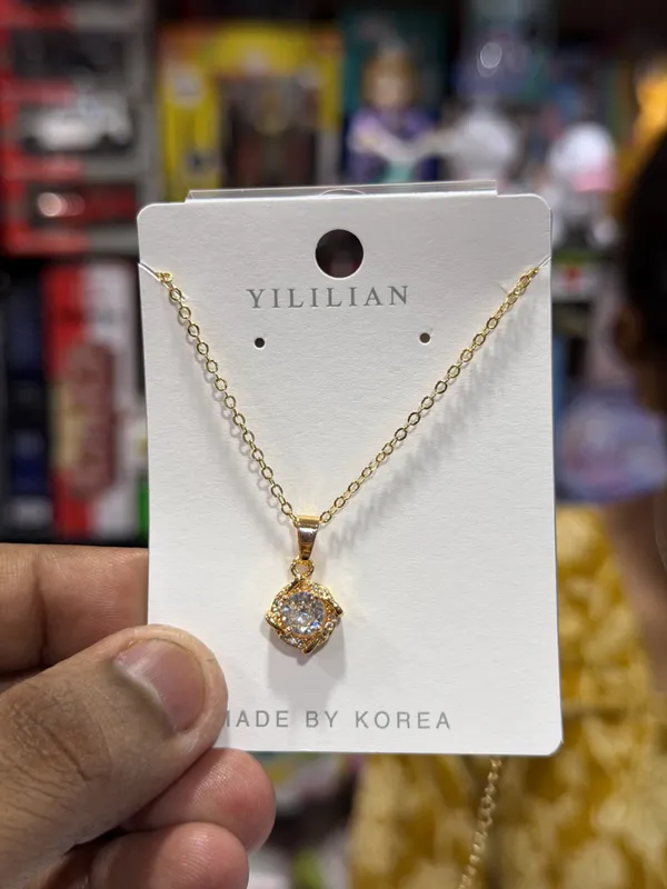 Falguni_Yililian_Gold_Tone_Rhinestone_Pendant_Necklace_for_Women
