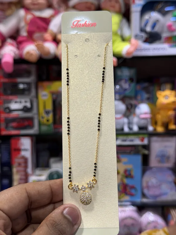 Hemali_Gold_Tone_Beaded_Mangalsutra_Necklace_For_Women