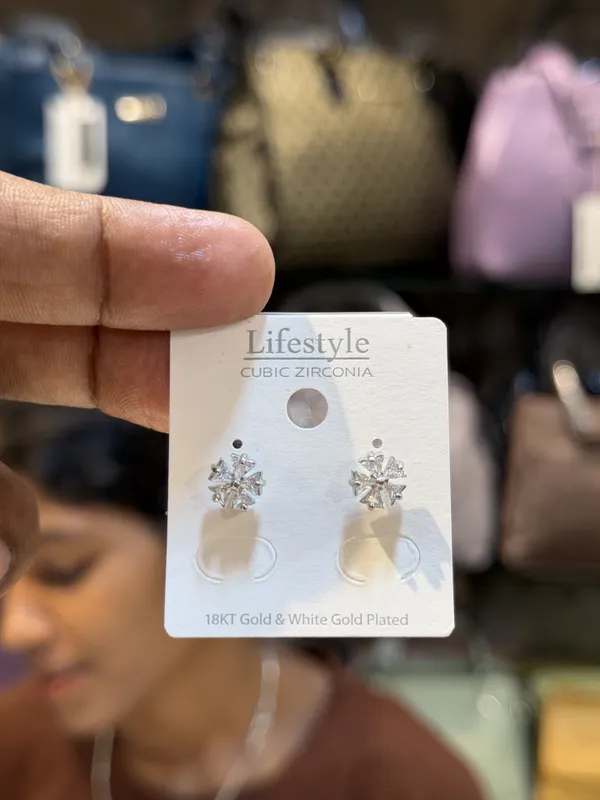 Parul_Silver-Tone_Cubic_Zirconia_Stud_Earrings_for_Women