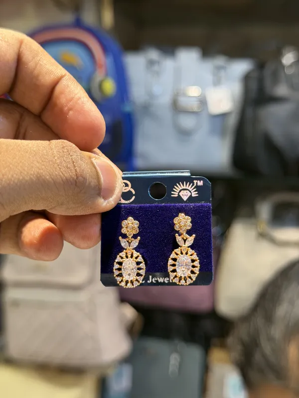 Gunjan_Gold_Tone_Floral_Drop_Earrings_for_Women