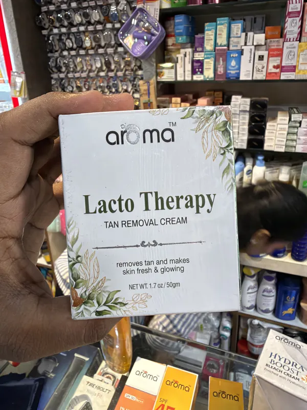 Aroma_Lacto_Therapy_Tan_Removal_Cream