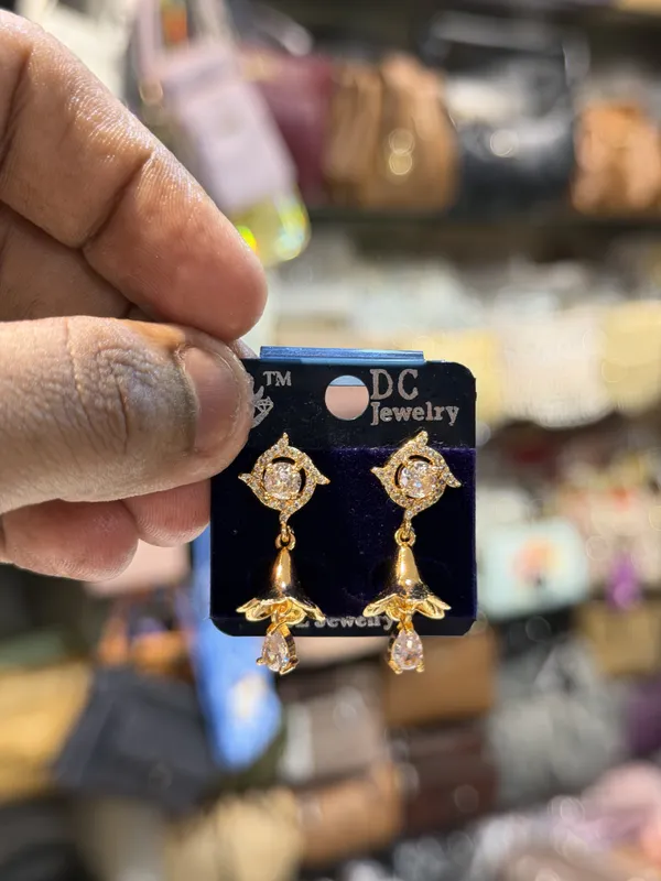 Leela_Gold_Tone_Floral_Dangle_Earrings_for_Women