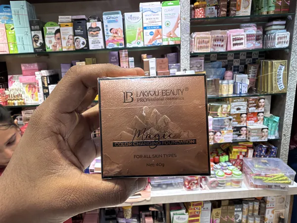 Lakyou_Beauty_Magic_Color_Changing_Foundation