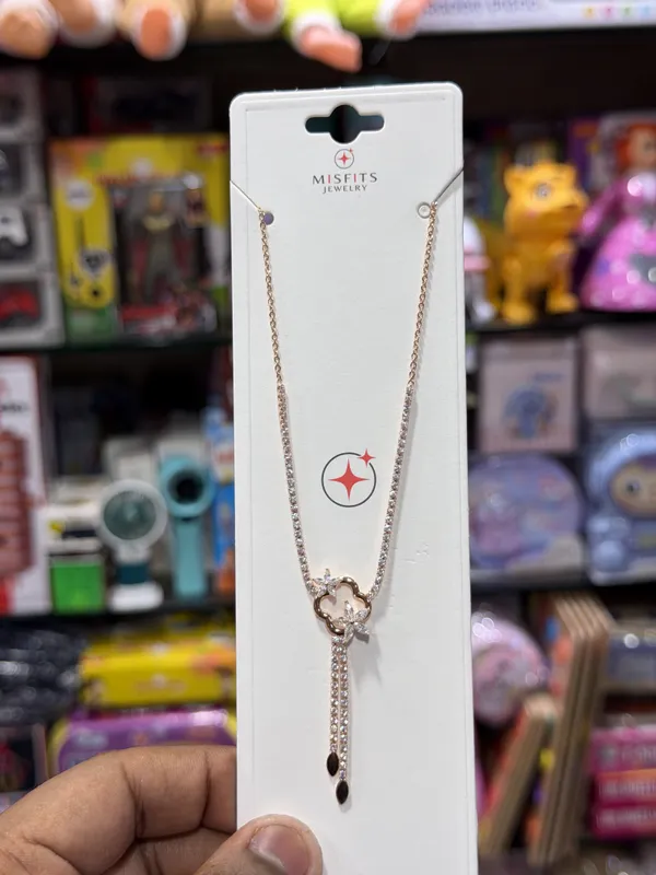 Mihika_Silver-Tone_Floral_Pendant_Necklace_for_Women