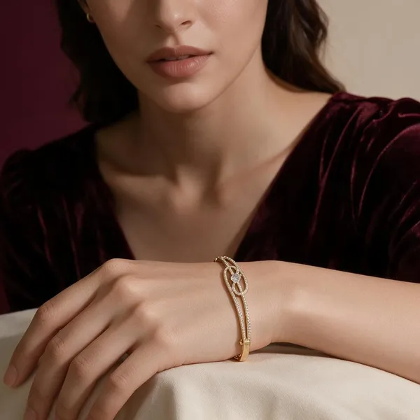 Kavya_Gold_Tone_Rhinestone_Bracelet_For_Women