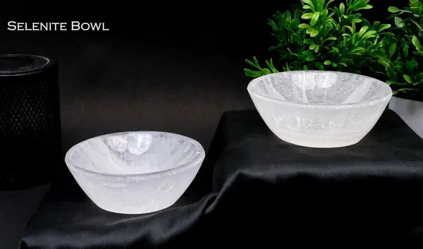 Natural_Moroccan_Selenite_Bowl_Round_Selenite_Crystal_Charging_Bowl_For_Cleansing_Charging_Stones_Meditation_Home_Decor_Ideal_For_Attracting_Prosperity_And_Enhancing_Spiritual_Energy