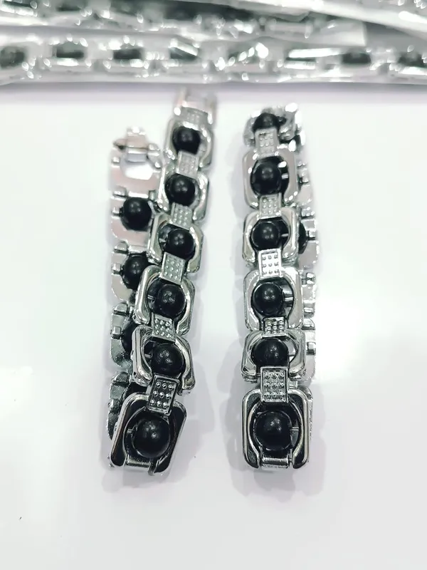 Silver_Coated_Bracelet_With_Metal_Belt_For_Men_And_Women_Natural_8mm_Bead_Bracelet_Handmade_Adjustable_Unisex_Wrist_Bracelet_For_Meditation_Yoga_And_Everyday_Wear