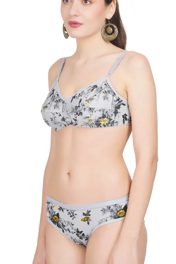 Grey_Pink_Frooty_Lingerie_Set_for_Women
