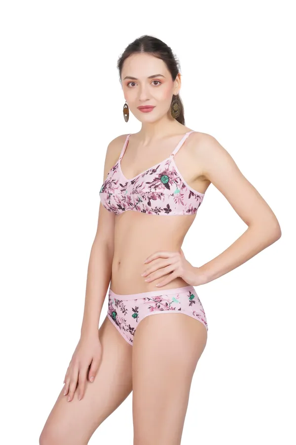 Pink_Frooty_Lingerie_Set_for_Women