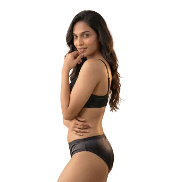 Black__lilly__Lace_Classic_Bra_And_Briefs_Set_for_Women